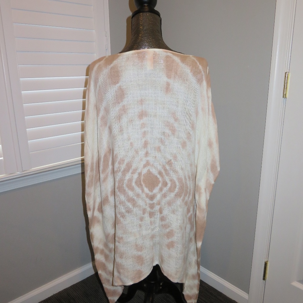 Beach Coverup - image 3